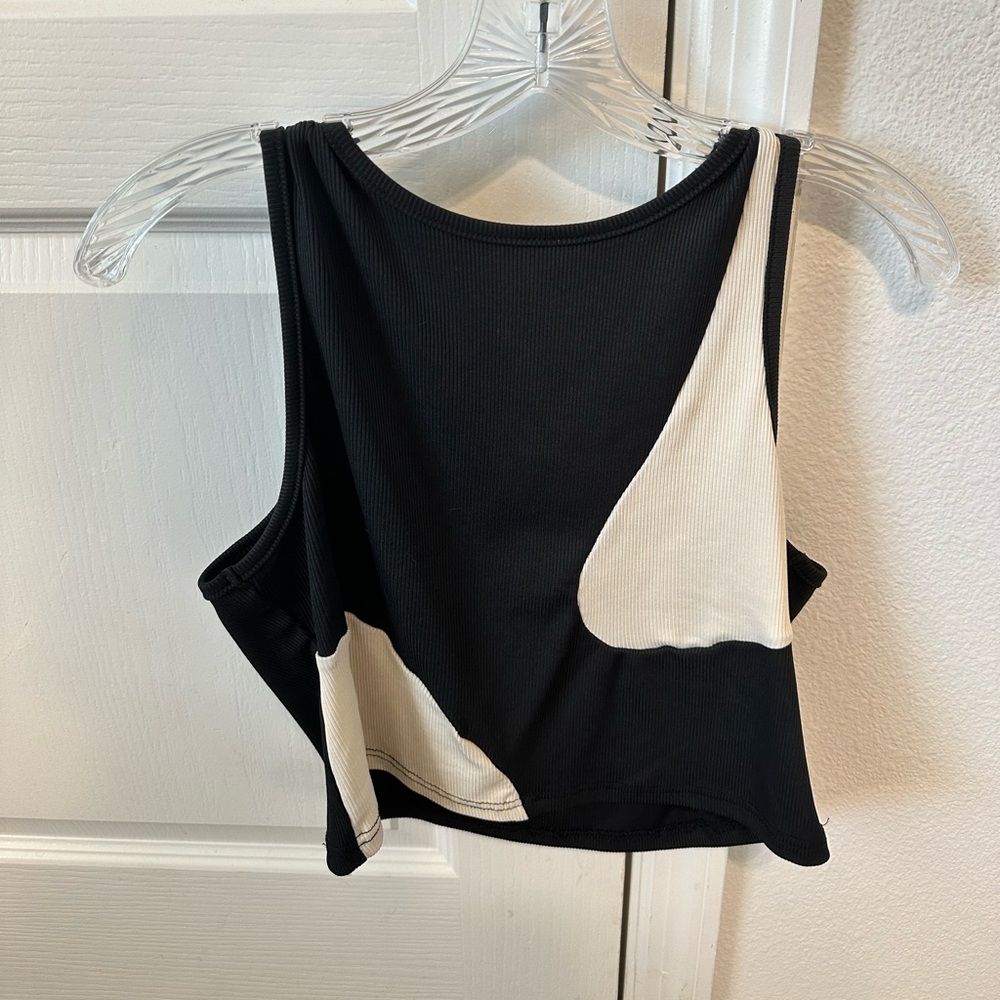 Black and White Sleeveless Women's Top